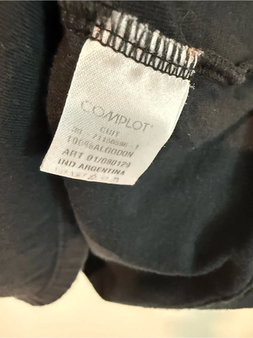 Complot Tee - Picture 5 of 5